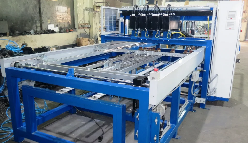 CHANNEL WELDING MASHINE CHW-10/15-1